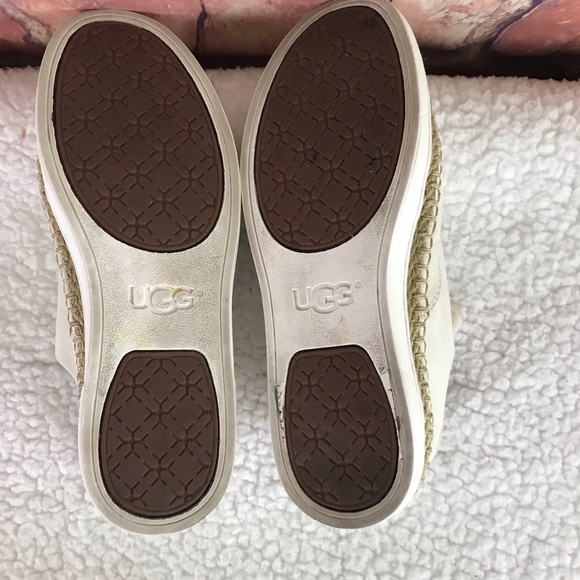 UGG AUSTRALIA EYAN II CANVAS BOAT STYLE SNEAKERS 6 - Picture 7 of 7
